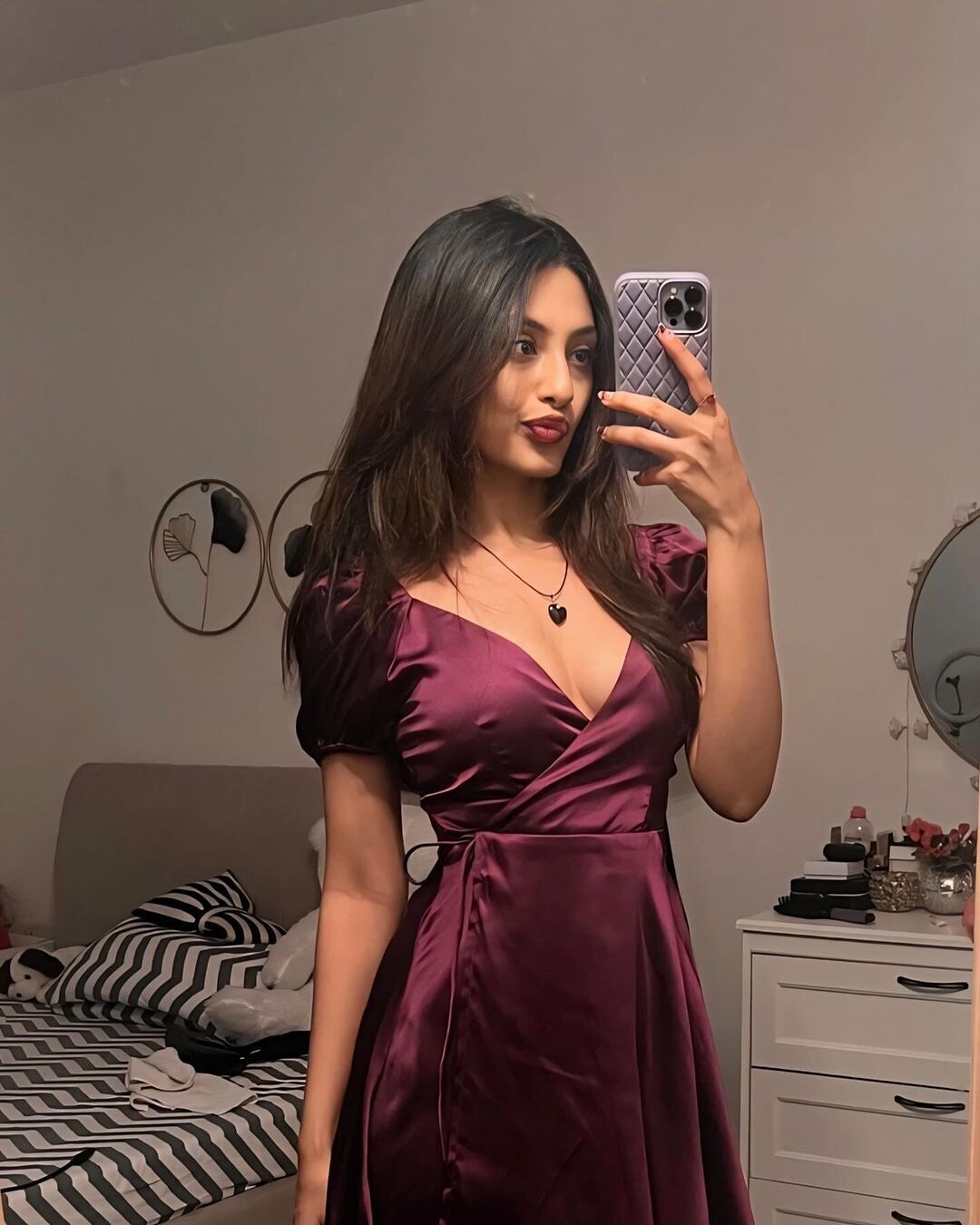 HARDCORE GIRL APARNA
