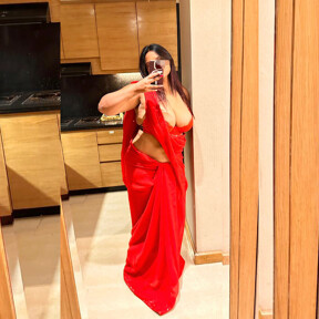 Priya Independent +918867334500